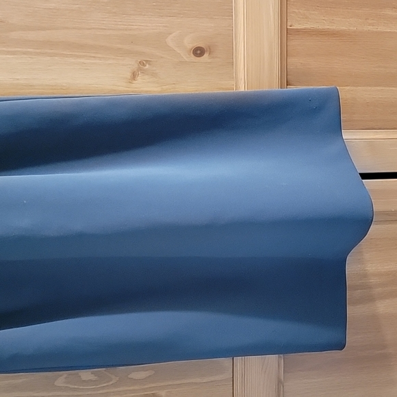 Sleeveless sequined neck tunic size 0 - Picture 3 of 5